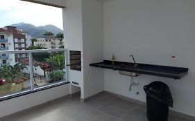 Apartamento Completo em Ubatuba - Tenório - Piscina e Churrasqueira gourmet
